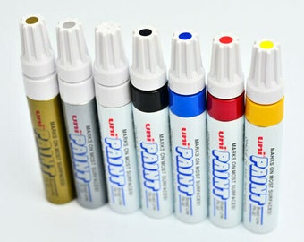 PX-30 Uni Paint Marker