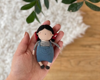 Mini Amigurumi Doll “Lulu”,  Hand-Sewn Plush in Crochet Overalls, Soft Yarn Hair, Pocket-Sized Collectible, Mini Crochet Little Girl Doll
