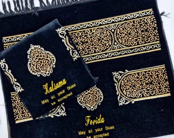 Personalized Velvet Prayer Mat: Embroidered Islamic Gift