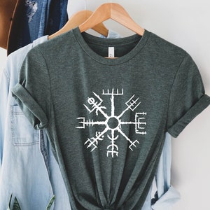 Vegvisir Shirt,  Norse Mythology, Icelandic, Nordic Icelandic Compass, Iceland Symbol, Iceland Travel Gifts, Runic Compass, Nordic Shirt