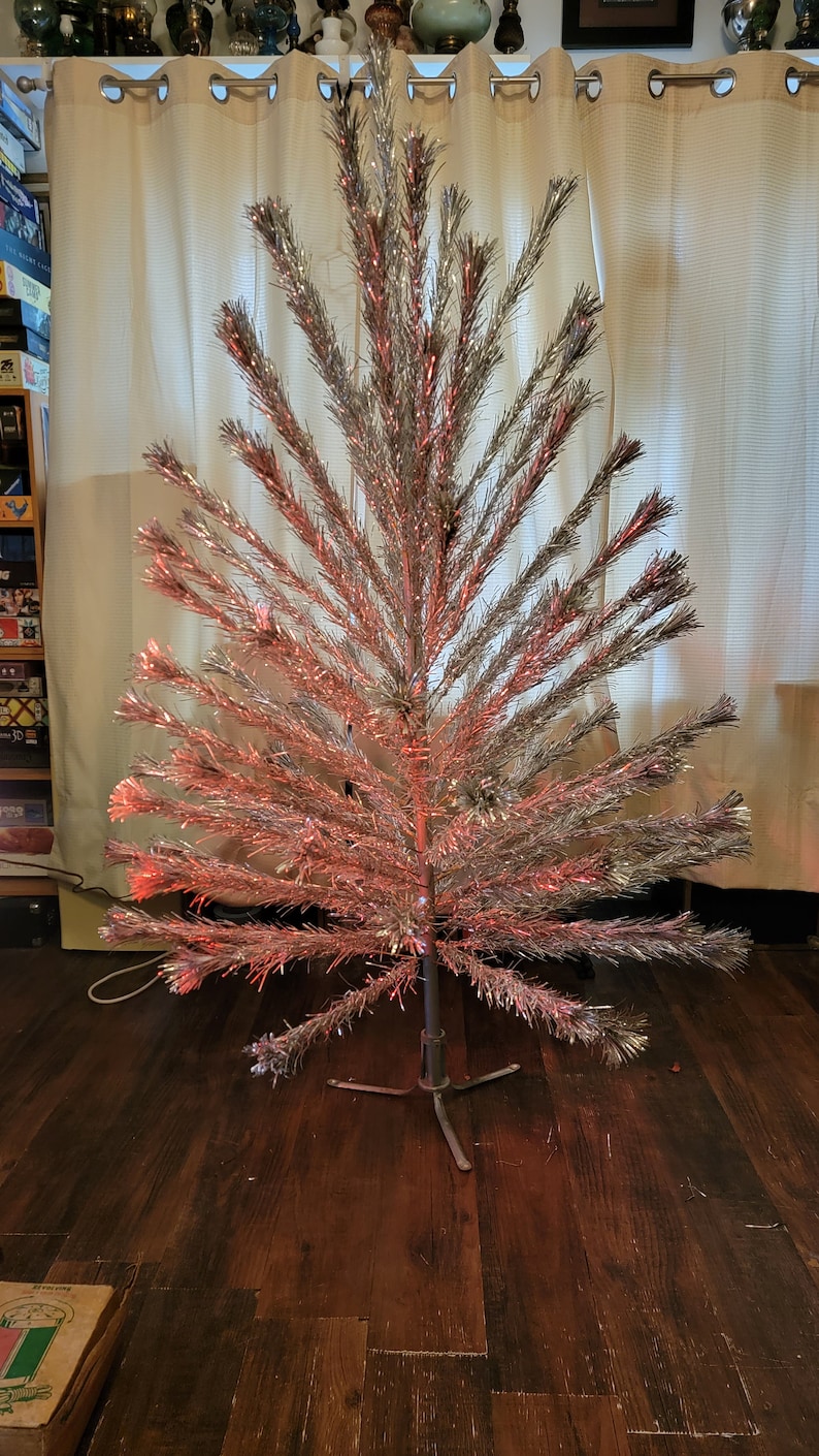 6.5ft Peco brand vintage aluminum tree with color light image 3