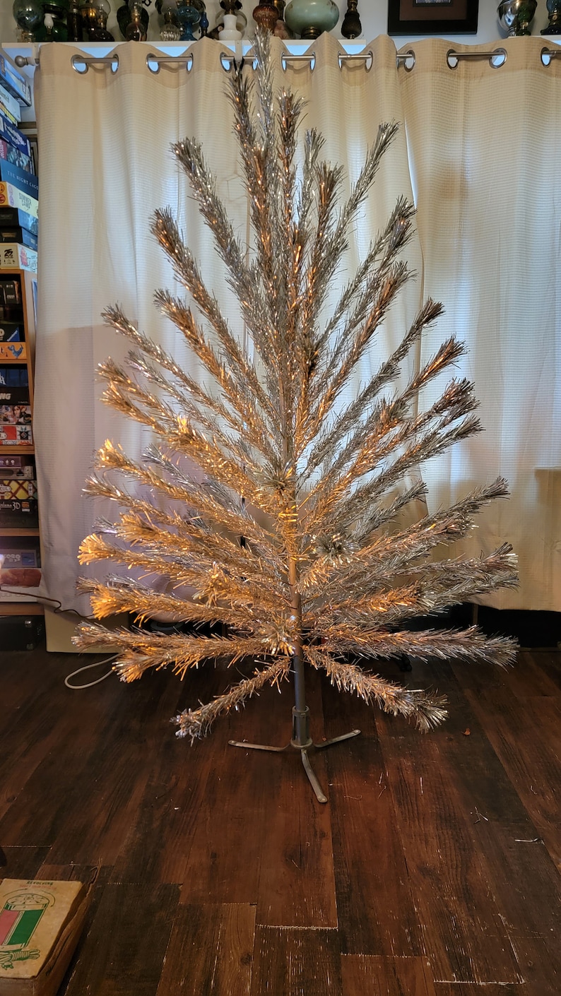 6.5ft Peco brand vintage aluminum tree with color light image 5