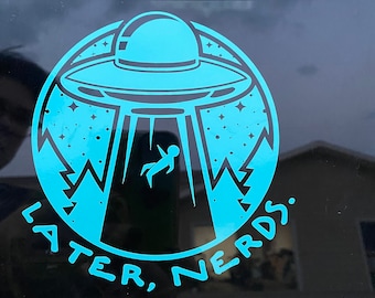 UFO vinyl decal for windows, tumbler cups, water bottles, laptop and more