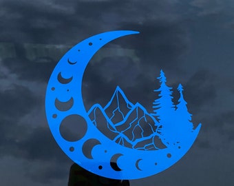 Celestial moon vinyl decal for windows, tumbler cups, water bottles, laptops and more