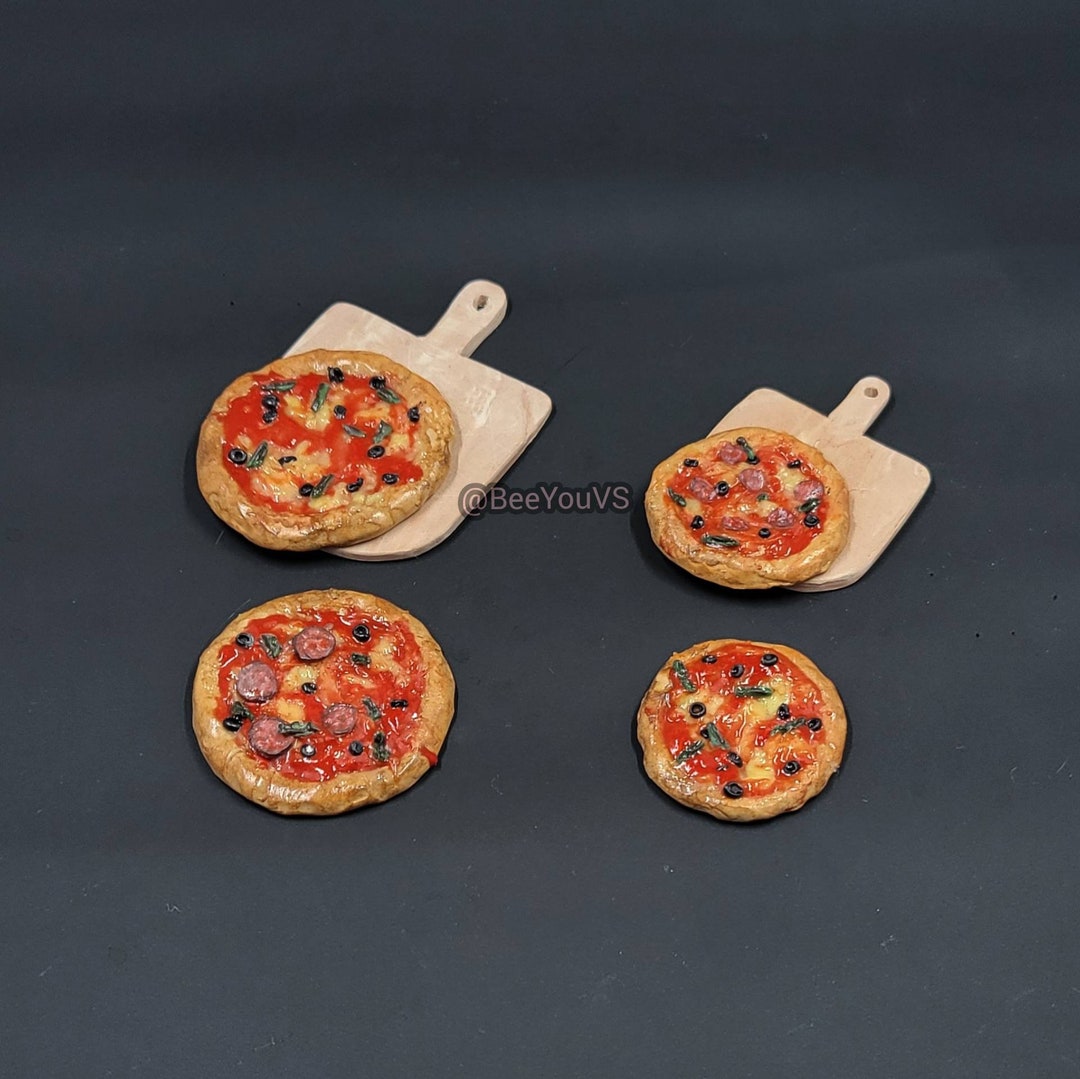 Miniature Pizza and Pizza Paddle for Dollhouse in 1 to 6 Scale - Etsy