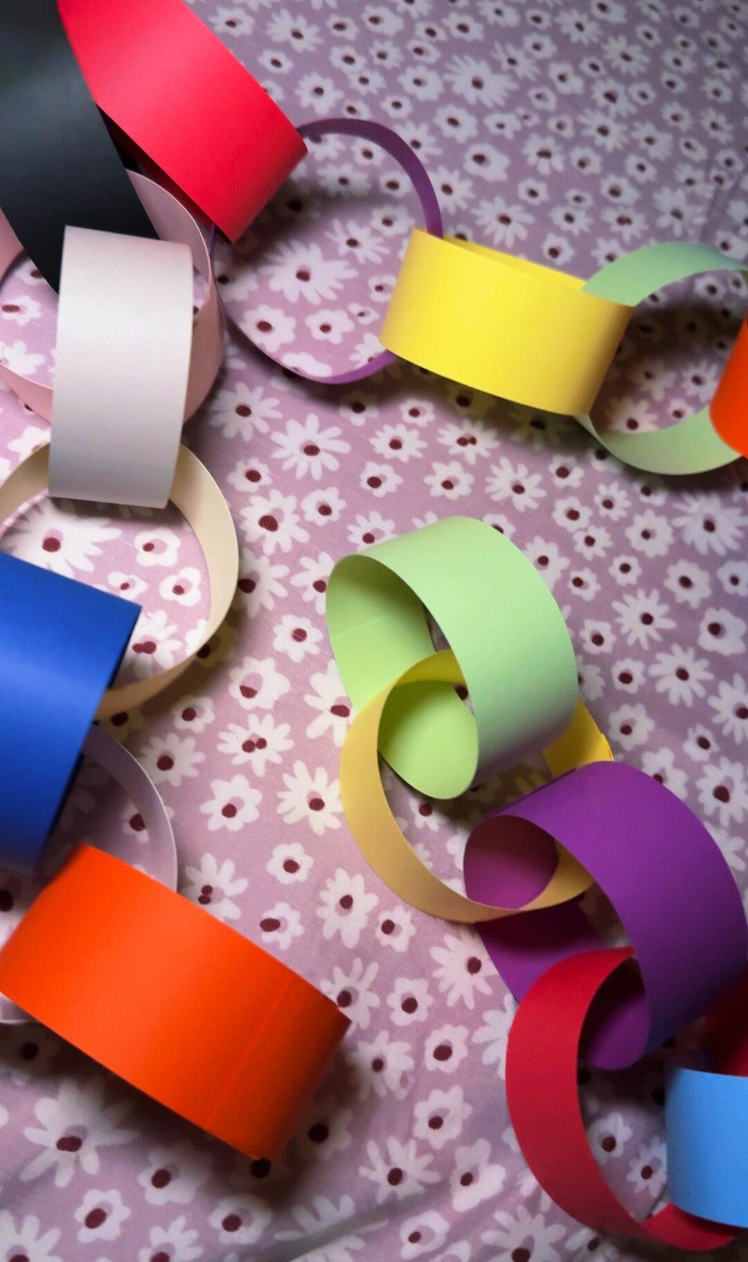 Springy Paper Chain Swiftie-inspired Paper Chain Kit - Etsy