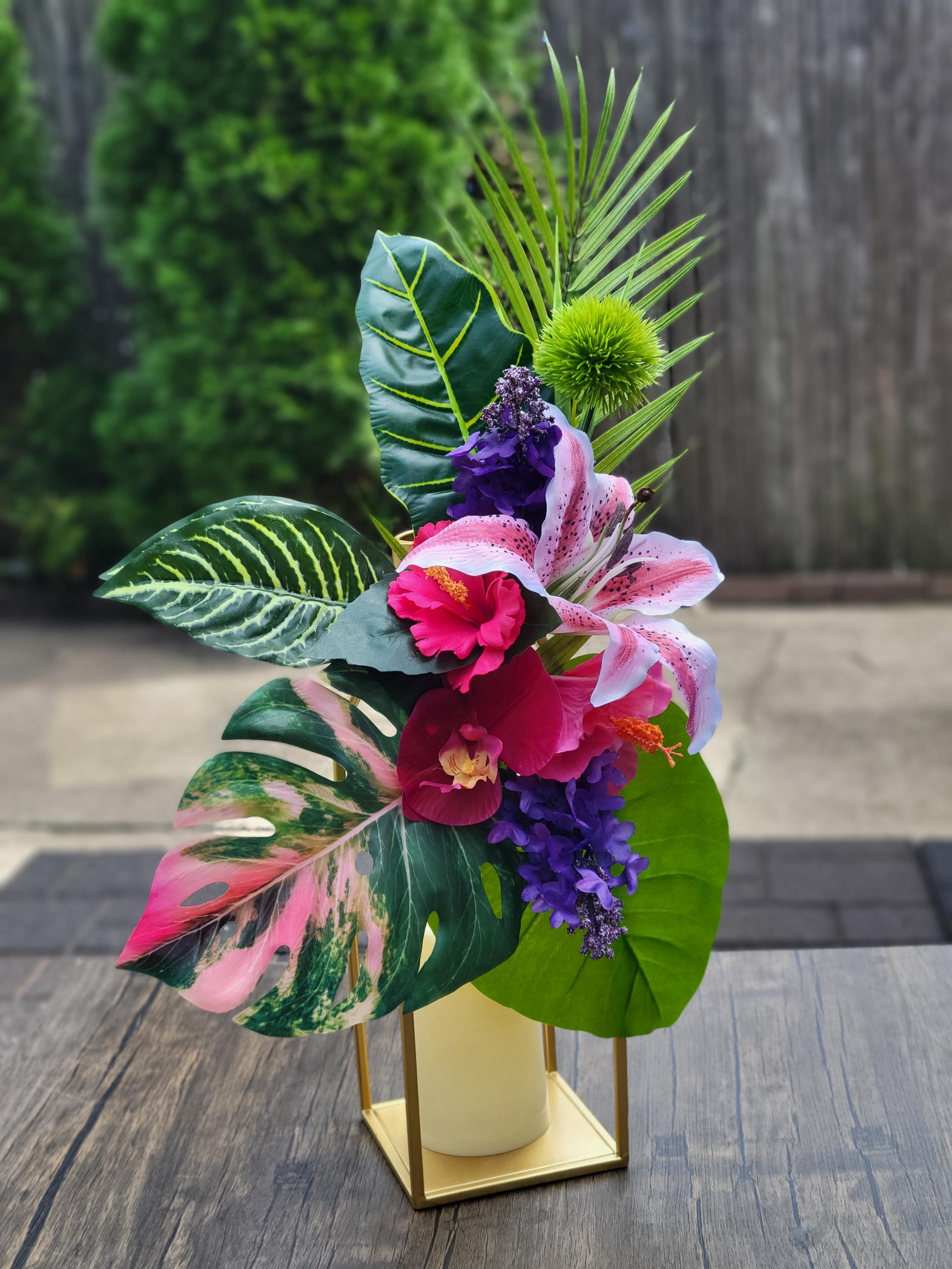 アメリカンフラワー（オーダー） Tropical Centerpiece for Table Lantern Swag Centerpiece Tropical