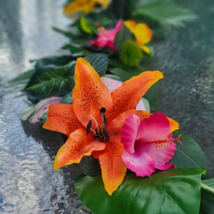Tropical Garland, Tropical Table Runner, Tropical Decor, Luau Party Decor, Tropical Baby Shower, Tropical Bridal Shower, Hibiscus, Palm