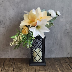 Lantern Centerpiece for Table, Lantern Swag, Lantern Topper, Farmhouse Swag, Tabletop Arrangement, White Lilies Swag, Yellow Lilies Swag
