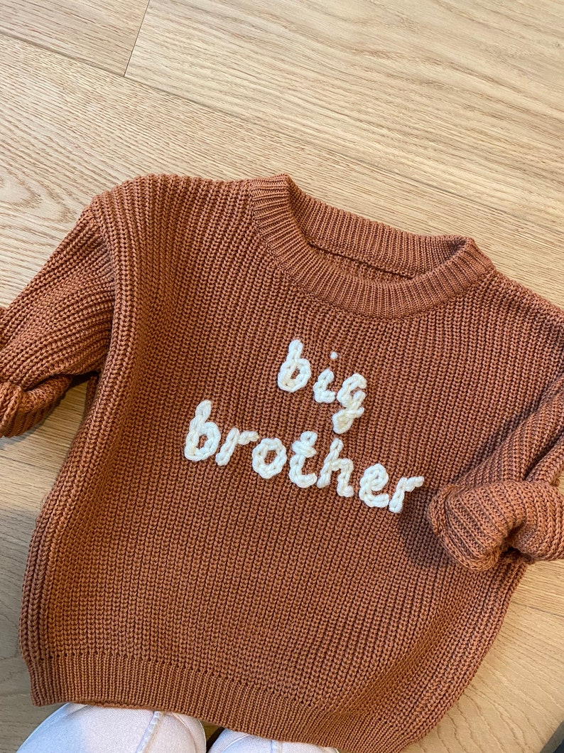 Handbestickter Baby/Kleinkind-Pullover, individuell bestickter Baby/Kleinkind-Pullover, personalisiertes Baby-Geschenk, personalisierbarer Pullover Bild 10