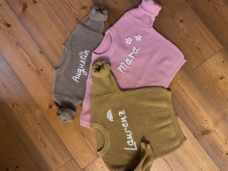 Handbestickter Baby/Kleinkind-Pullover, individuell bestickter Baby/Kleinkind-Pullover, personalisiertes Baby-Geschenk, personalisierbarer Pullover Bild 5