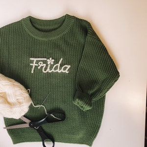 Handbestickter Baby/Kleinkind Pullover, Custom Embroidered Baby/Toddler Sweater, Personalisiertes Baby Geschenk, Personalisierbarer Pullover Green