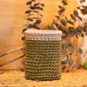 Charming Crochet Koozie Pattern – Craft Your Own Cozy Can Hugger!