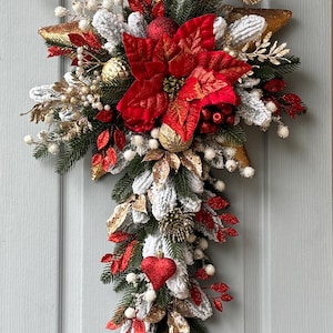 Gold and Red Christmas Swag Gold Star with Wall Swag Festive Red and Gold Xmas Swag Holiday Red Christmas Swag Ctylish Gold Star Xmas Swag