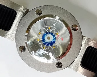 Reloj de heavy metal muy raro.