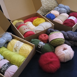 Mystery Yarn Bundle | 500g surprise fibre variety pack, yarn lucky dip