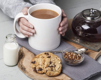 Extra Large 1.3 Pint Big Mug Perfect for Tea and Coffee Lovers, White Porcelain Cup, Perfect Christmas Gift