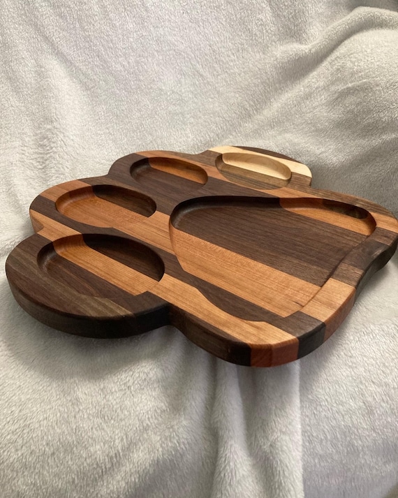Digital svg, dfx, pdf file for a paw  tray for CNC routers