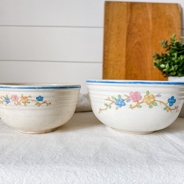 Set of Vintage Mixing Bowls, Bake Oven Blue and White Floral Decorative Stacking Batter Bowls, Cottagecore Decor, Simple Farmhouse Kitchen