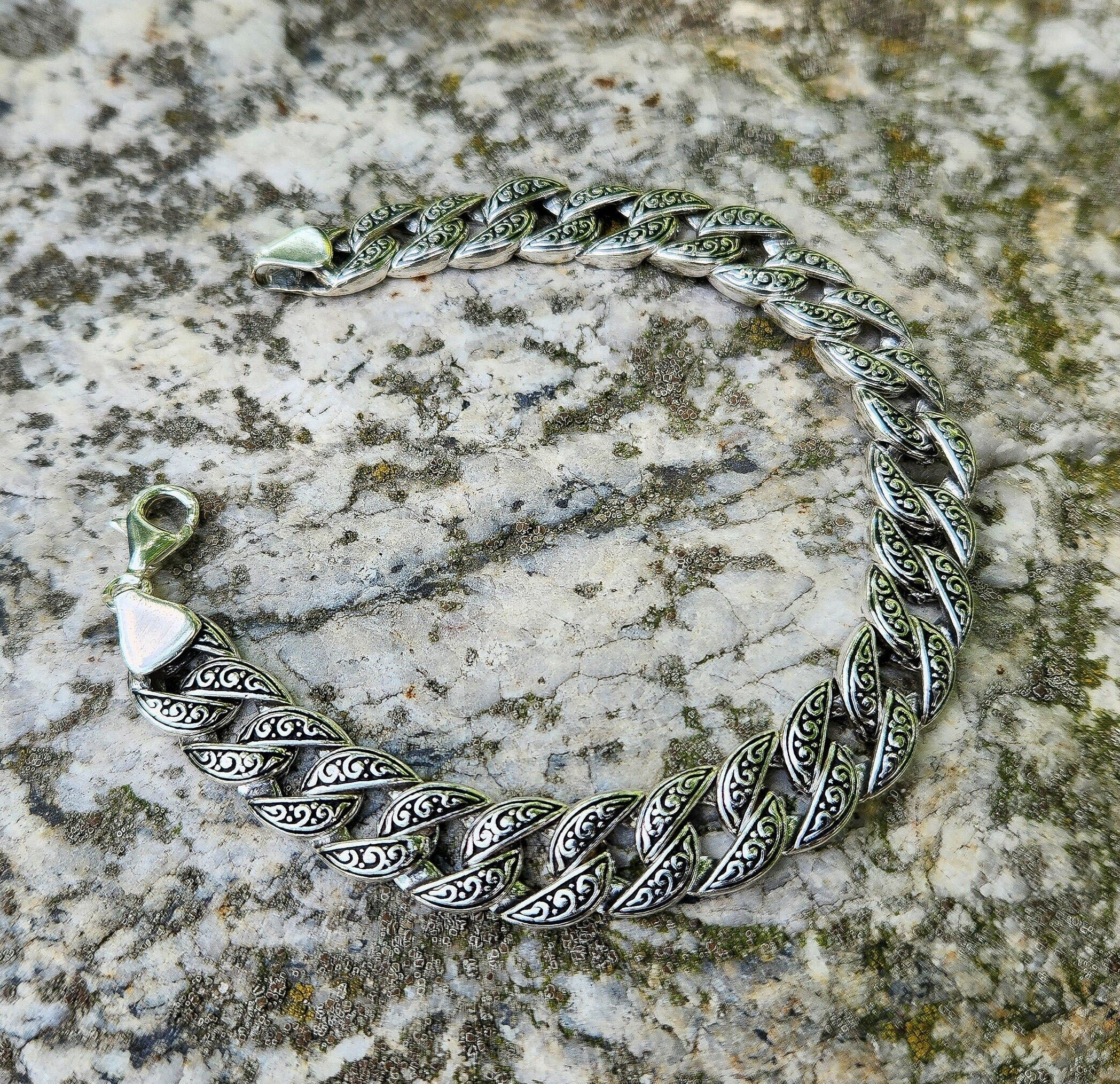 Mens Elegant Oxidized Silver Curb Chain Bracelet - 925 Mens Elegant Oxidized Silver Curb Chain Bracelet - 925