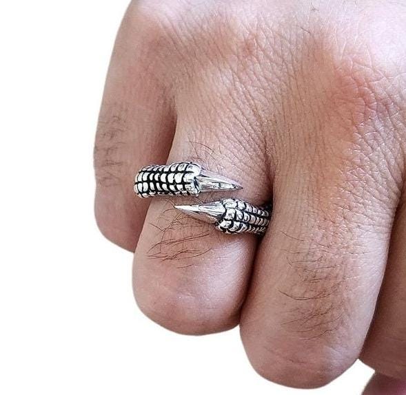 LINSION Sterling Silver Men's Gothic Dragon Ring With Green Stone - Size 13
