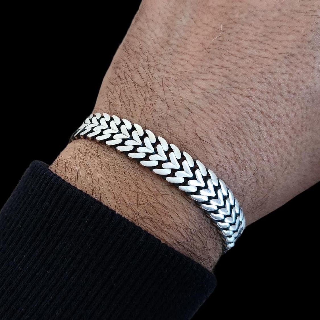 【8/16発送期限】(応レigリピ様)(名✖️2連厚紙装飾あり)あ。ページ Heart Link Bracelet,solid 925 Sterling Silver,10.5mm,secure