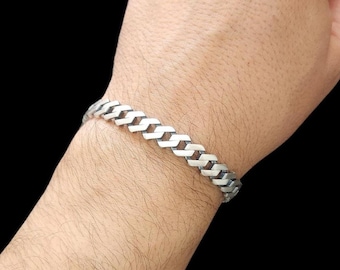 Oxidized Sterling Silver Chain Bracelet: Men's Gunmetal Wristwear
