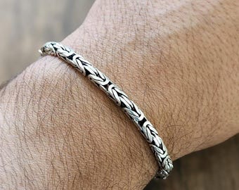 スターリングシルバー製スクエアビザンチンチェーンブレスレット（3.7mm）