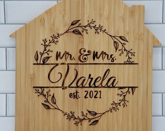 Cutting Board, Wedding Gift, Personalized Last Name,  Bamboo