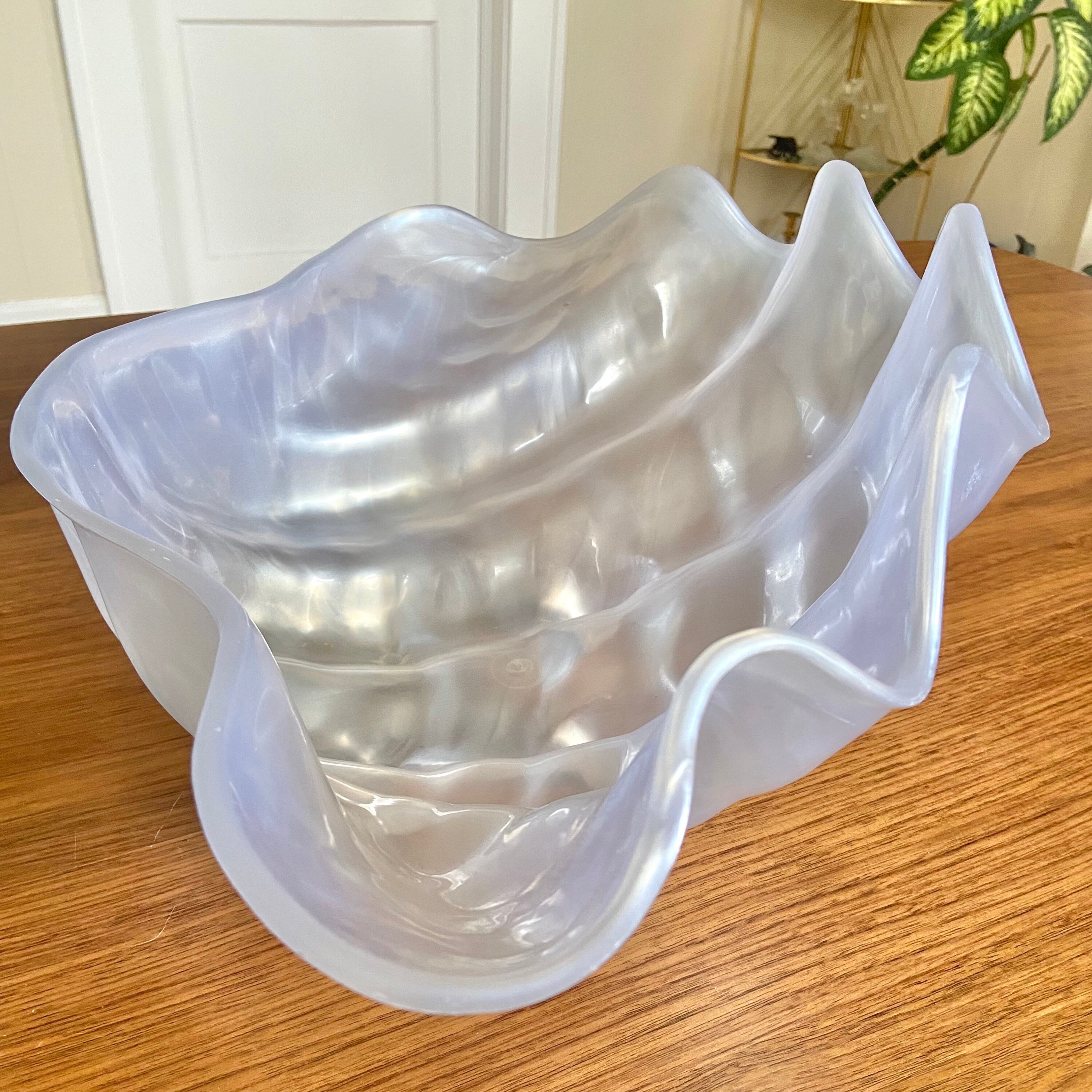 XL Pearlescent Lucite Clam Shell Bowl Party Drink Server Fruit Bowl ...