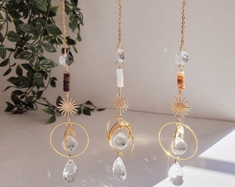 Suncatcher LYRA – Attrape soleil Cristal Feng Shui suspendu pour fenêtre – Lumière céleste & pierres naturelles pour espace spirituel