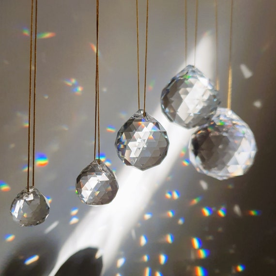 Boule Cristal Attrape-soleil à Facettes 30 Mm Fourniture Suncatcher DIY Ou  Mobile Boule Disco à Facettes 