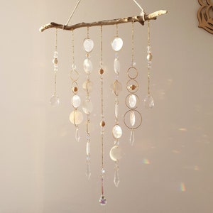 Großes Boho-Mobile aus Holz und Kristall-Sonnenfänger – Boho-Chic-Wohndeko – Originelles Geschenk für Frauen – Feng-Shui-Dekoration