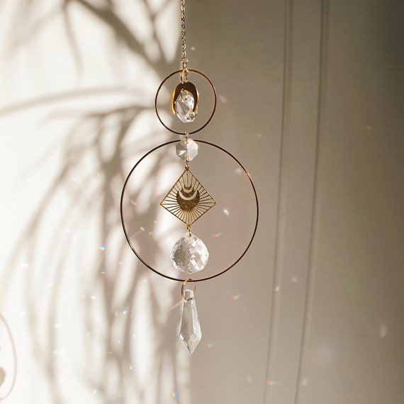 Suncatcher CASSIOPÉE II – Déco céleste à suspendre - Home deco  - Cristal Feng Shui -  Cadeau unique pour elle - Déco intérieur à offrir