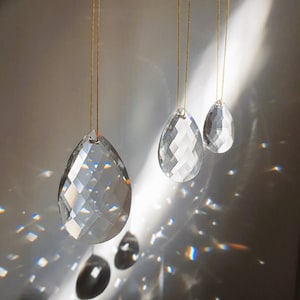 DIY Suncatcher - Crystal Suncatcher - Teardrop Sun Prism - Feng Shui Mobile Supplies - Hanging Decoration
