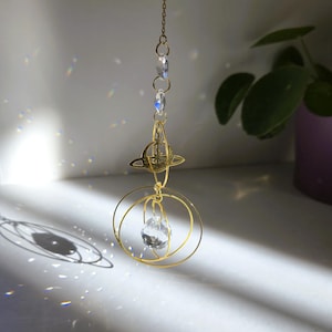 Suncatcher Cristal PERSEE – Attrape-Soleil Feng Shui – Décoration Bohème Magique – Décoration céleste à suspendre - Cadeau Original Maison