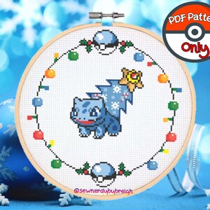Festive-saur Holiday Wreath - Cross Stitch PDF Pattern, Christmas Cross Stitch Pattern, Kawaii Cross Stitch Pattern, PDF, DMC