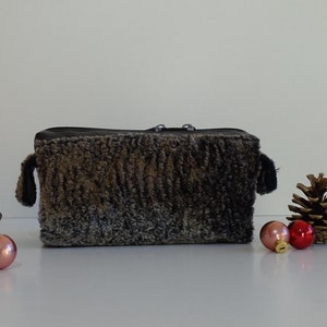 Sac fourre-tout, trousse à crayons, trousse de maquillage en fausse fourrure et simili cuir, unique, fait main