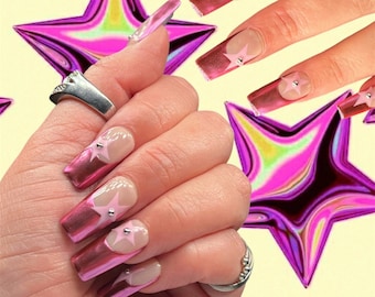 Star nails| Trendy star nails| trendy nails| press ons| press on nails| pink nails