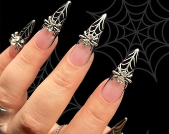 Spider nails| Halloween nails | Halloween press on nails| press ons | press on nails| spider charm nails| spider charms |