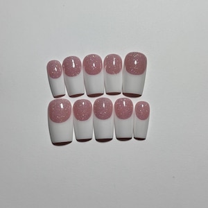 Glitter pink press ons nails | white French nails | press on nails | press ons | summer nails | spring nails | girly nails | trendy press on