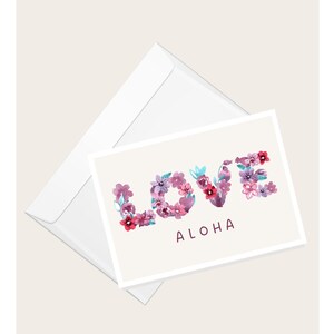 Biglietto di auguri con fiori viola e scritta LOVE "Aloha" / San Valentino / Anniversario / Compleanno / Amore e romanticismo / Biglietto vuoto