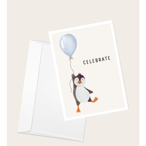 Pingouin soulevé par un ballon « Célébrez » Carte De Vœux | Anniversaire | Anniversaire | Remise des diplômes | faire-part de naissance | Carte de correspondance vierge