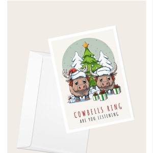 Cartão de felicitações "Cowbells Ring Are You Listening" do Steer in Santa Hats | Cartão de Natal humorístico | Cartão de nota em branco elegante
