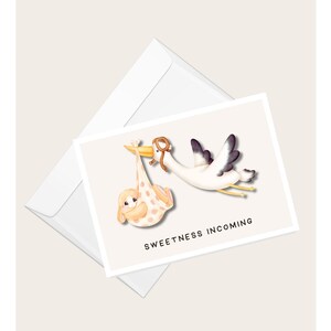Wenskaart ooievaar met baby "Sweetness Incoming" | Zwangerschap | Babyshower | Babygeboorte | Elegante blanco notitiekaart