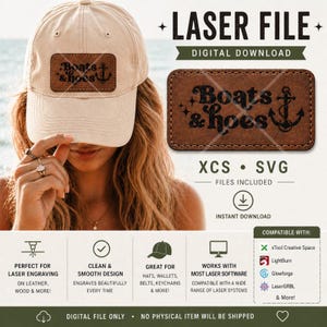 Puede incluir: Gorra de béisbol beige con un parche de cuero marrón que dice "Boats & Hoes" con un ancla. La imagen también muestra un archivo digital para grabado láser, compatible con varios programas y adecuado para sombreros, carteras y más.