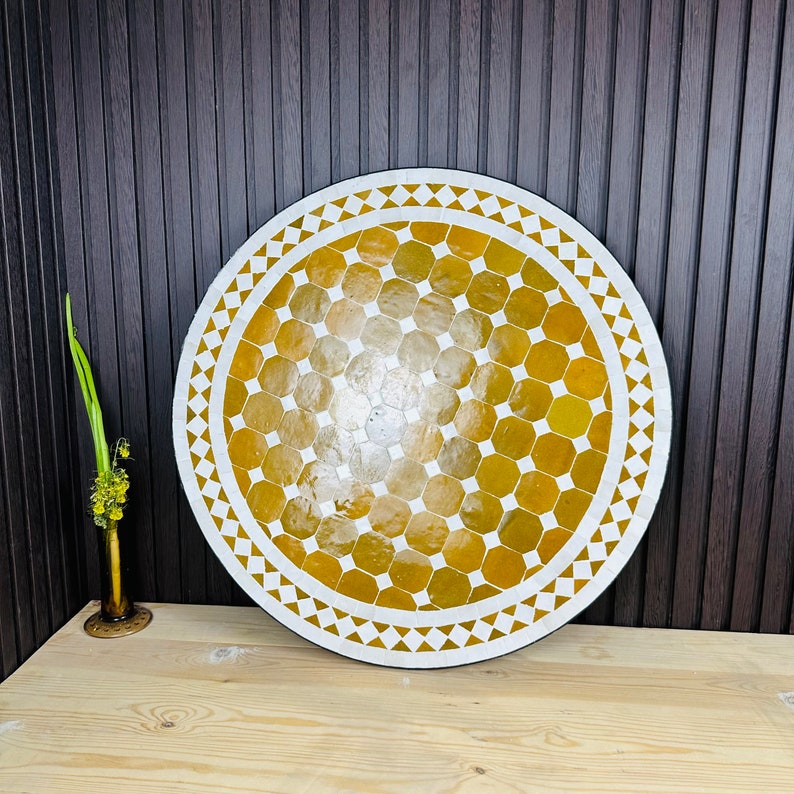 Gemischte Gelb und Moutard-Mosaik-Tischplatte, runde Solide-Tischplatte, Benutzerdefinierte Ihre Terrasse Fourniture-Tischplatte, Zellige-Tischplatte Bild 3