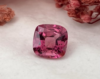 Natuurlijke felroze toermalijn edelsteen 1,63 karaat losse toermalijn kussen 7 mm gefacetteerde edelsteen rubelliet kleur toermalijn steen kussenvorm