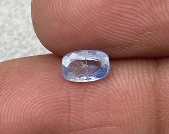 Kasjmir-saffier: 0,60 karaat lichtblauwe kussengeslepen edelsteen