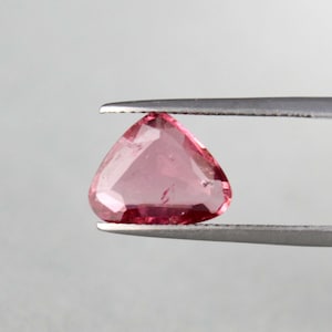 Bliss Color Natural Rubellite tourmaline Triangle 11x9mm loose tourmaline gemstone Natural tourmaline faceted triangular 2.70 cts tourmaline